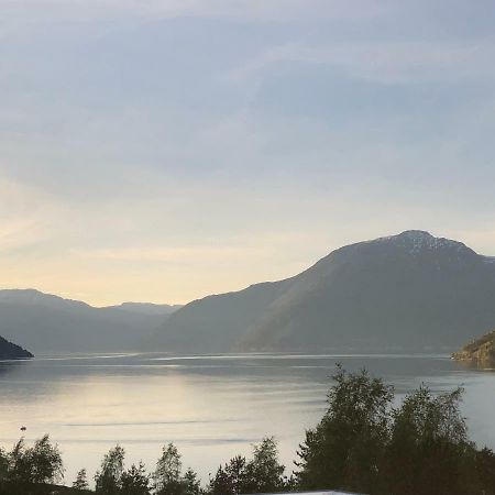 Отель Hardangerpark As Кинсарвик Экстерьер фото