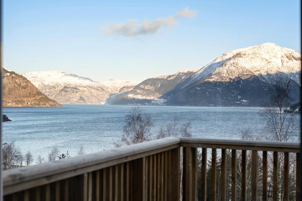Отель Hardangerpark As Кинсарвик Экстерьер фото